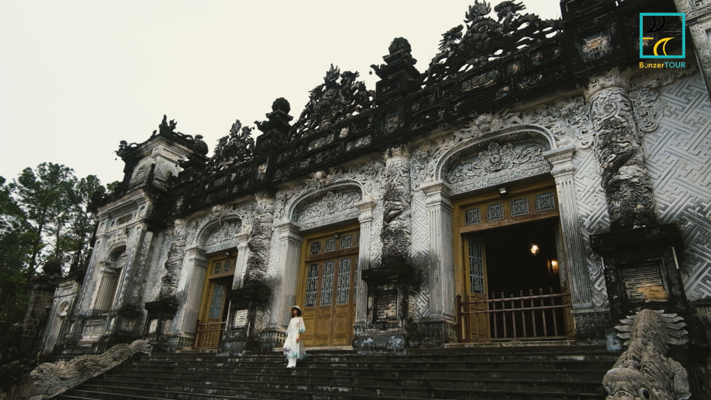 Hue nella Vietnam guida per viaggiatori culturali